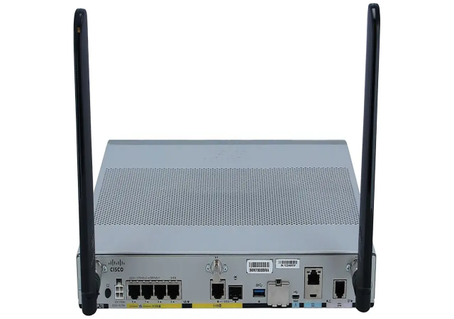 Cisco C1116-4PLTEEAWE - Router